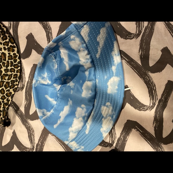 Selling as bundle - Picture 3 of 4